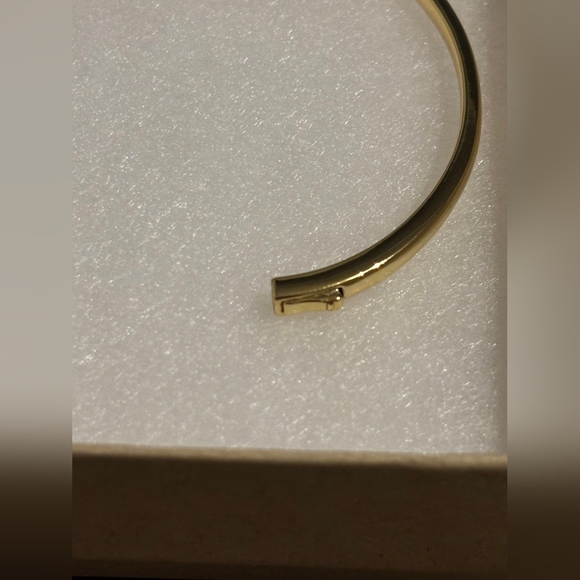 Gold With White Gems Bracelet NEW! - Picture 10 of 17